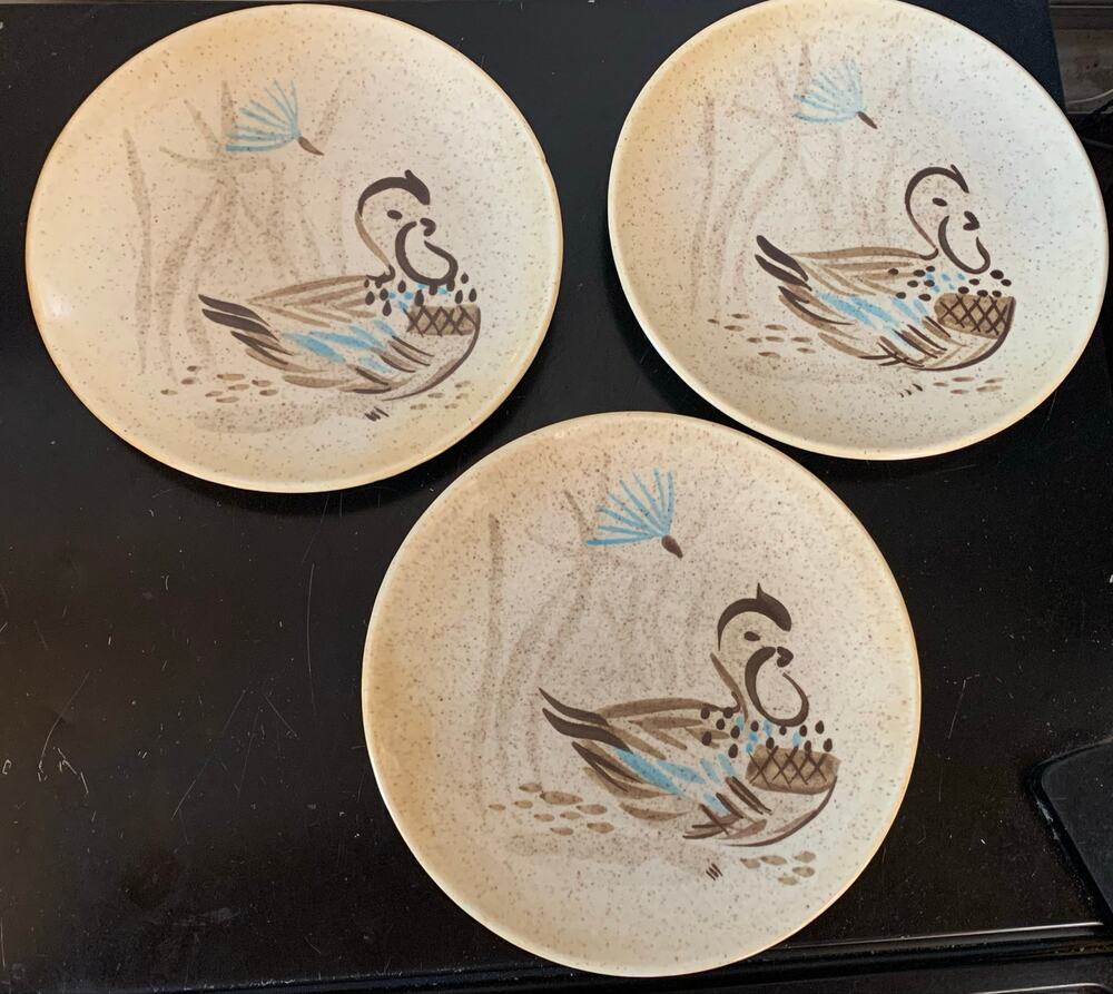 Vintage Red Wing Bob White Quail Medium Plate Set of 3